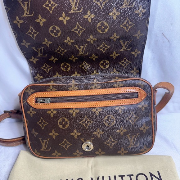 Vintage Louis Vuitton Shoulder Bag - Picture 2 of 11